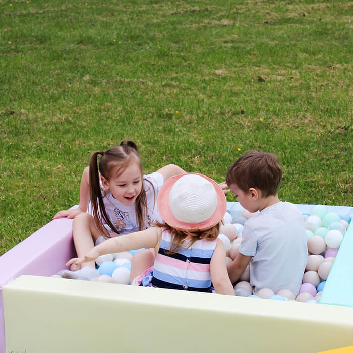 Soft Play Ball Pit - Ball Play Heaven - IGLU Soft Play