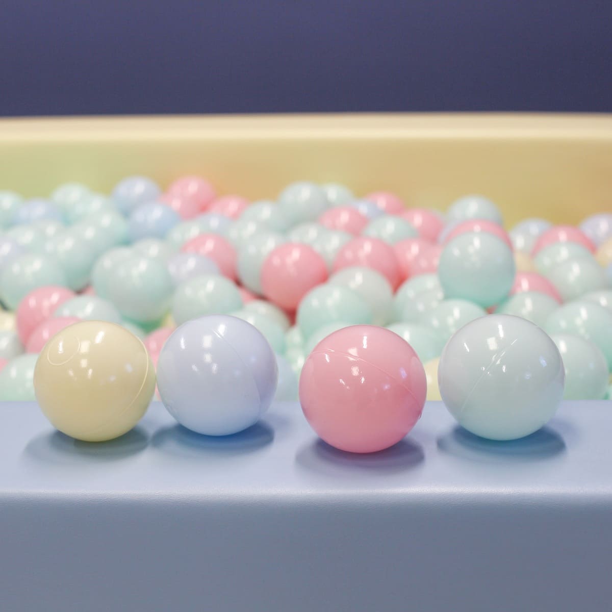 Pastel colored balls for Soft Play ball pit (500 pieces)